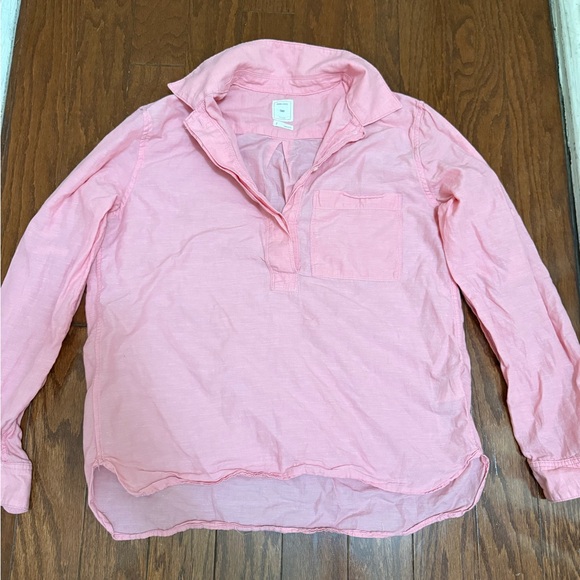 GAP Tops - Gap pink long sleeve cotton popover shirt size small‎